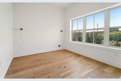 90 East 27th St, Bayonne, NJ 07002 - Photo 17