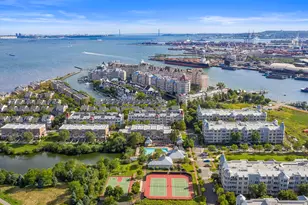 205 Shearwater Ct W, Jersey City, NJ 07305 - Photo 31