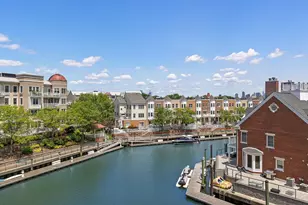 205 Shearwater Ct W, Jersey City, NJ 07305 - Photo 19