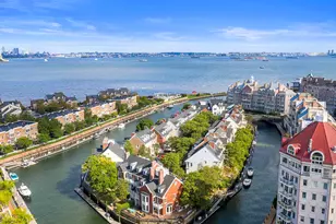 205 Shearwater Ct W, Jersey City, NJ 07305 - Photo 21