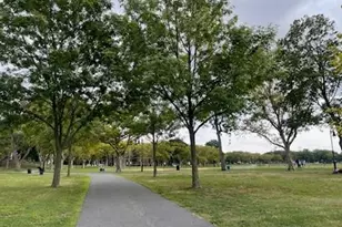 38 Gautier Ave, Jersey City, NJ 07306 - Photo 35