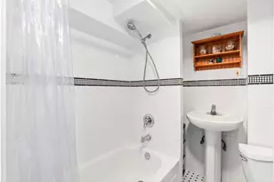 38 Gautier Ave, Jersey City, NJ 07306 - Photo 21