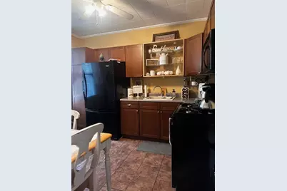 162 West 32nd St, Bayonne, NJ 07002 - Photo 3