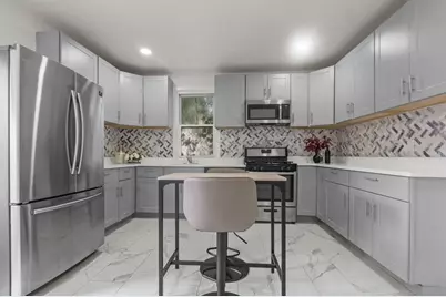 10 East 45th St, Bayonne, NJ 07002 - Photo 9