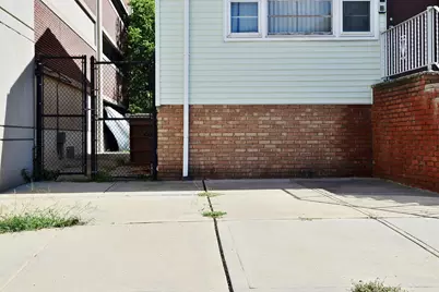 398 Avenue E, Bayonne, NJ 07002 - Photo 3