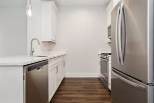 110 Market St, Saddle Brook Township, NJ 07663 - Photo 5