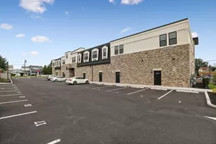 110 Market St, Saddle Brook Township, NJ 07663 - Photo 15