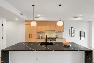 139 Christopher Columbus Dr, Jersey City, NJ 07302 - Photo 7