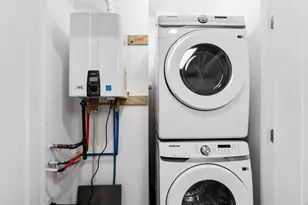 412 Whiton St, Jersey City, NJ 07304 - Photo 27