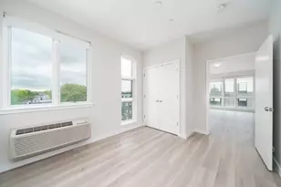 16 Bennett St, Jersey City, NJ 07304 - Photo 11