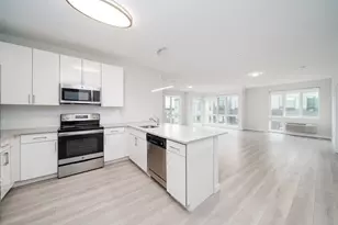 16 Bennett St, Jersey City, NJ 07304 - Photo 7