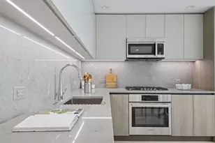 155 Bay St, Jersey City, NJ 07302 - Photo 7