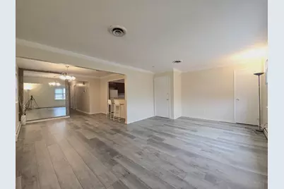 1000 Avenue C #2, Bayonne, NJ 07002 - Photo 3