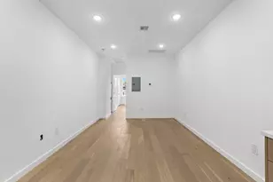 364 8th St, Jersey City, NJ 07302 - Photo 9