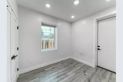 285 Lembeck Ave #R, Jersey City, NJ 07305 - Photo 11