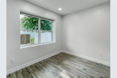 285 Lembeck Ave #R, Jersey City, NJ 07305 - Photo 9