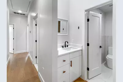 285 Lembeck Ave, Jersey City, NJ 07305 - Photo 17