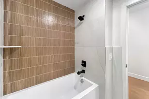 285 Lembeck Ave, Jersey City, NJ 07305 - Photo 19