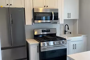 70 Poplar St, Jersey City, NJ 07307 - Photo 3