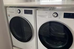 70 Poplar St, Jersey City, NJ 07307 - Photo 9