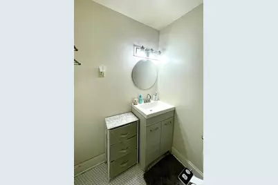 231 Griffith St #1C, Jersey City, NJ 07307 - Photo 5