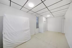 222 47th St, Union City, NJ 07087 - Photo 17