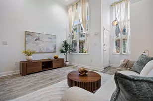 372 Kingston Ct, West New York, NJ 07093 - Photo 3