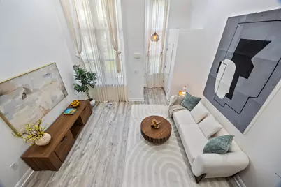 372 Kingston Ct, West New York, NJ 07093 - Photo 1