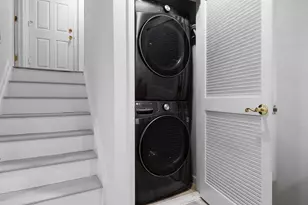 372 Kingston Ct, West New York, NJ 07093 - Photo 19