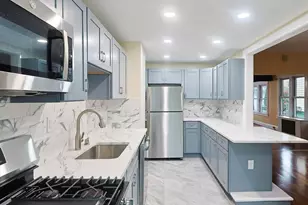 711 74th St, North Bergen, NJ 07047 - Photo 13