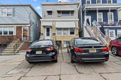 10 Bryant Ave, Jersey City, NJ 07306 - Photo 31