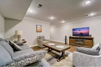 2765 Kennedy Blvd #1, Jersey City, NJ 07306 - Photo 9