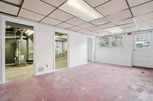 36 Briarwood Dr, Jersey City, NJ 07305 - Photo 15