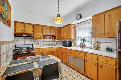 1018 Summit Ave, Jersey City, NJ 07307 - Photo 13