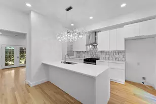 330 Forrest St, Jersey City, NJ 07304 - Photo 11