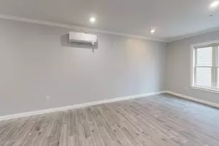 680 Grand St, Jersey City, NJ 07304 - Photo 5