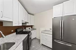 7004 Blvd E, Guttenberg, NJ 07093 - Photo 5