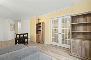 7004 Blvd E, Guttenberg, NJ 07093 - Photo 9