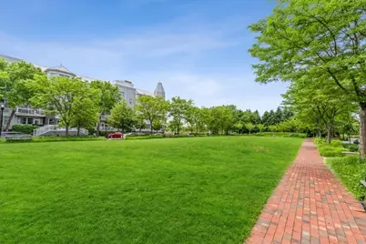 205 Shearwater Ct West #22, Jersey City, NJ 07305 - Photo 19