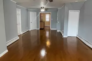 14 Meadow St, Bayonne, NJ 07002 - Photo 9