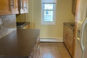 14 Meadow St, Bayonne, NJ 07002 - Photo 11