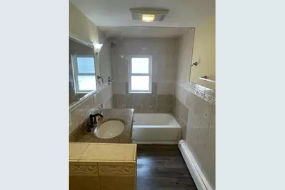 14 Meadow St, Bayonne, NJ 07002 - Photo 21