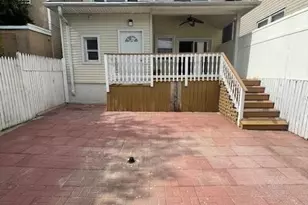 14 Meadow St, Bayonne, NJ 07002 - Photo 43