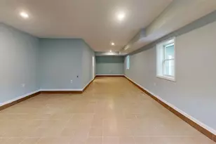 366 Armstrong Ave, Jersey City, NJ 07305 - Photo 7