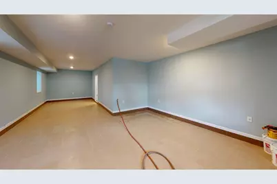 366 Armstrong Ave #1, Jersey City, NJ 07305 - Photo 17