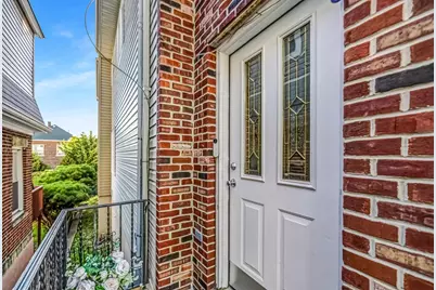 386A Park Ave #A, Fairview, NJ 07022 - Photo 5