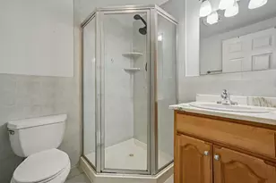 386A Park Ave, Fairview, NJ 07022 - Photo 5