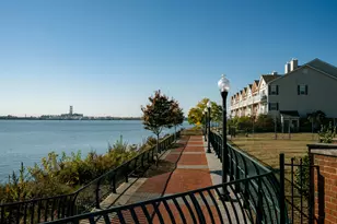 22 Redwood St, Jersey City, NJ 07305 - Photo 9