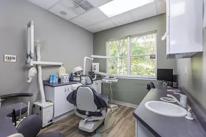 504 Hamburg Turnpike, Wayne, NJ 07470 - Photo 23