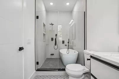 68 Thorne St #1, Jersey City, NJ 07307 - Photo 7